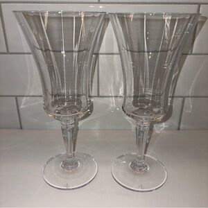Elegant Clear Crystal Wine Glasses